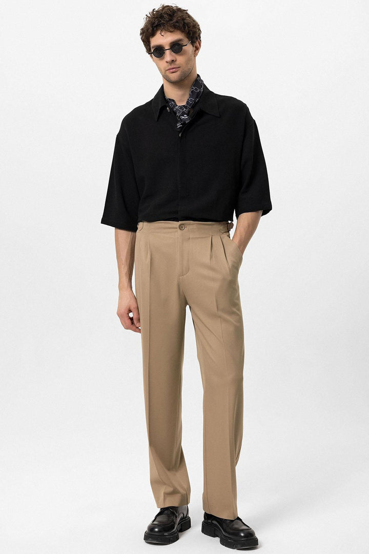 Chemise surdimensionnée noire à manches longueur coude et fermeture à boutons cachés pour hommes - Wessi