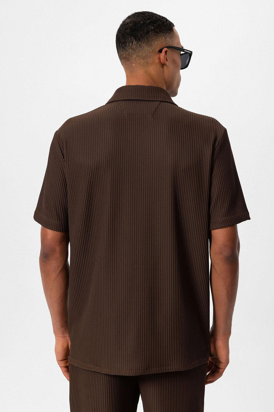 Men's Brown Short-Sleeve Ribbed Shirt - Wessi