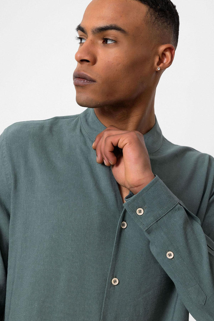 Men's Khaki Stand Collar Long-Sleeve Shirt - Wessi
