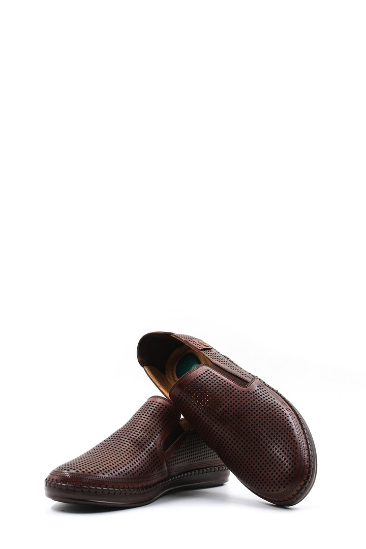 Mocassins en cuir perforé marron Wessi