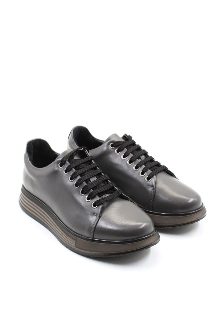 Sneakers da Uomo in Pelle Grigia Metallizzata con Suola Grossa - Wessi