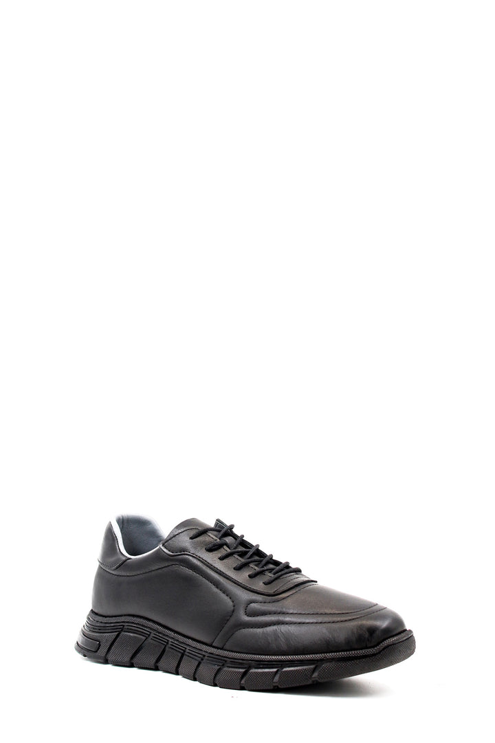 Men's All-Black Leather Sneakers with Textured Sole - Wessi