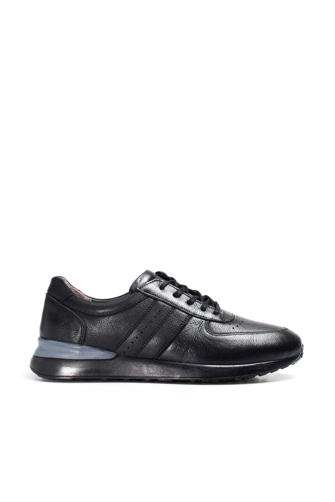 Baskets à lacets en cuir noir pour hommes avec design perforé et semelle coussinée - Wessi