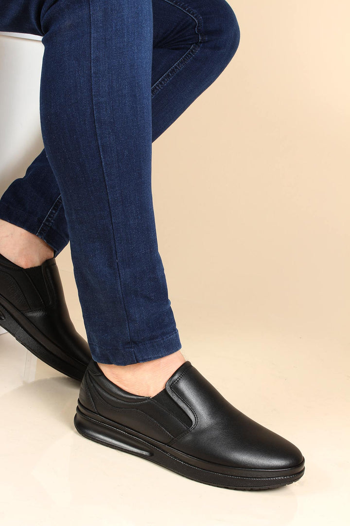 Men's Black Leather Slip-On Comfort Shoes-Wessi