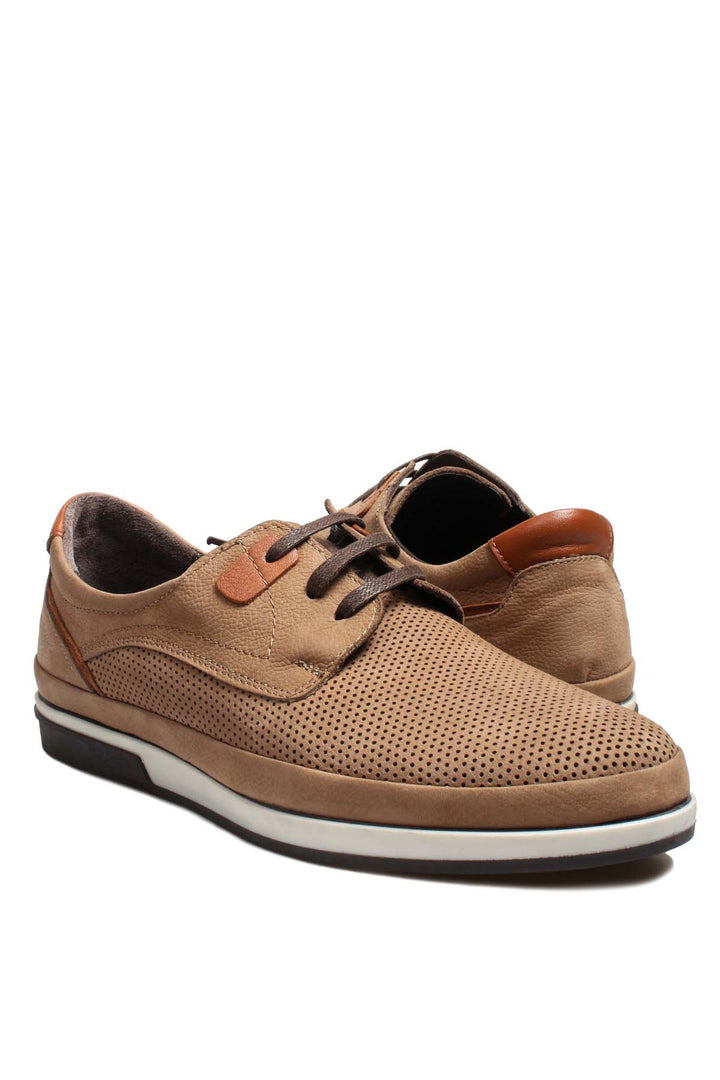 Scarpe casual in pelle scamosciata traforata color cuoio Wessi