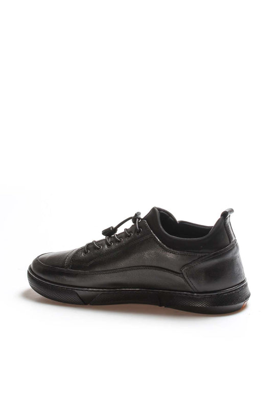 Men's Black Leather Sneakers with Lace-Up Closure and Textured Sole - Wessi