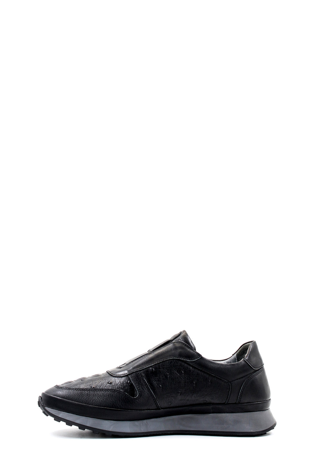 Men's Black Leather Sneakers with Textured Sole - Wessi