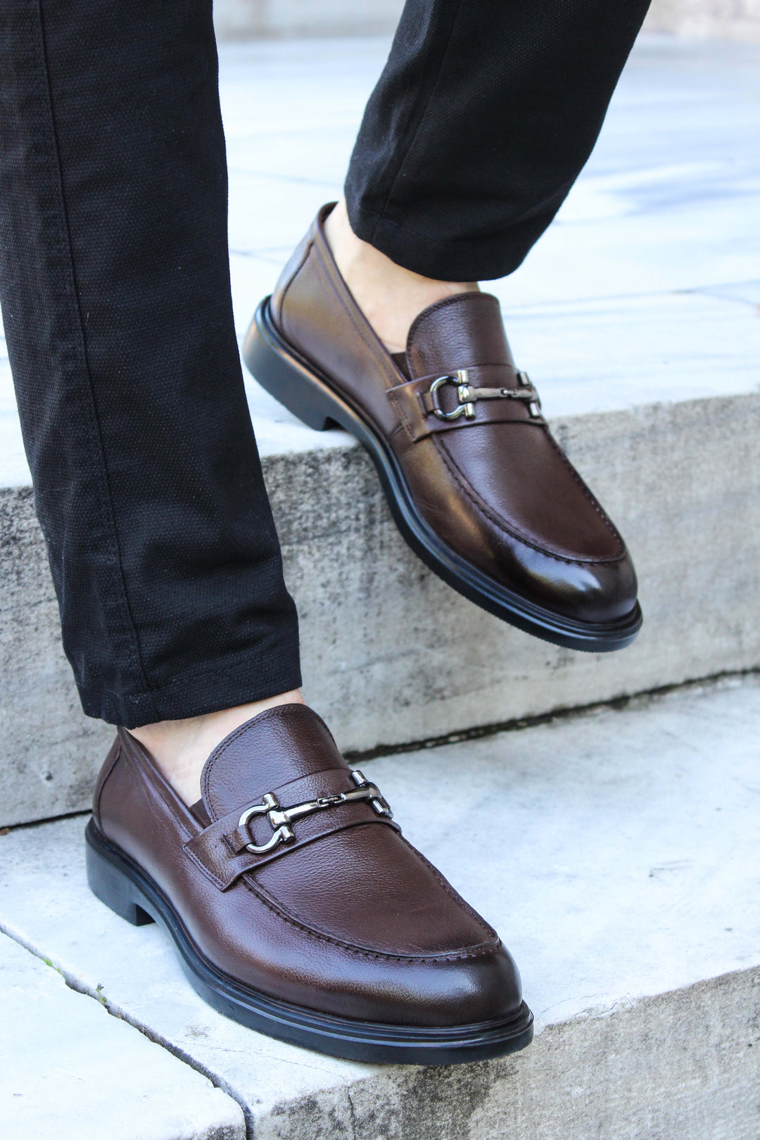Mocassins à Boucle en Cuir Marron pour Homme-Wessi