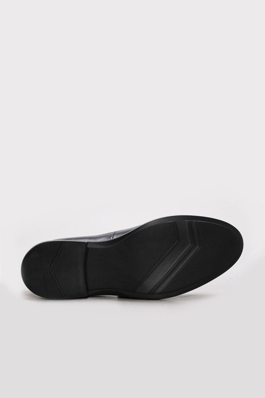 Black Textured Leather Perforated-Toe Dress Shoes for Men | Wessi