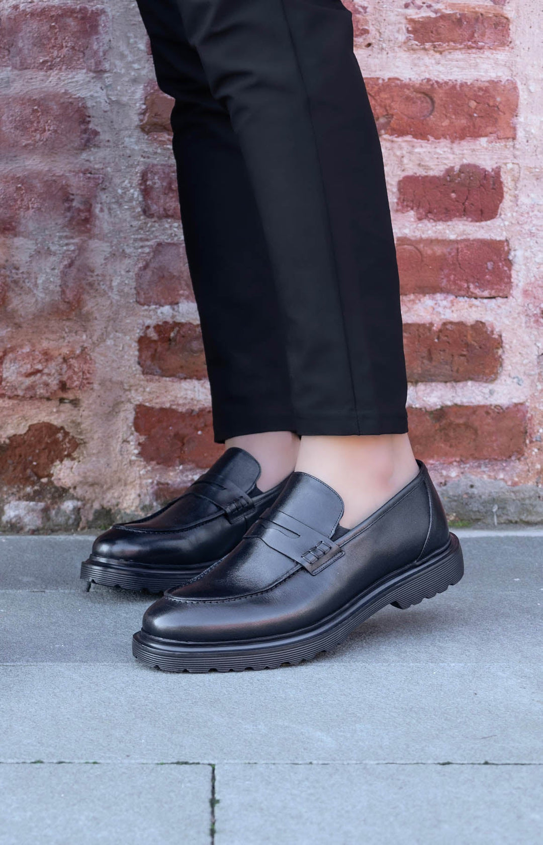 Black Leather Chunky Loafers Wessi