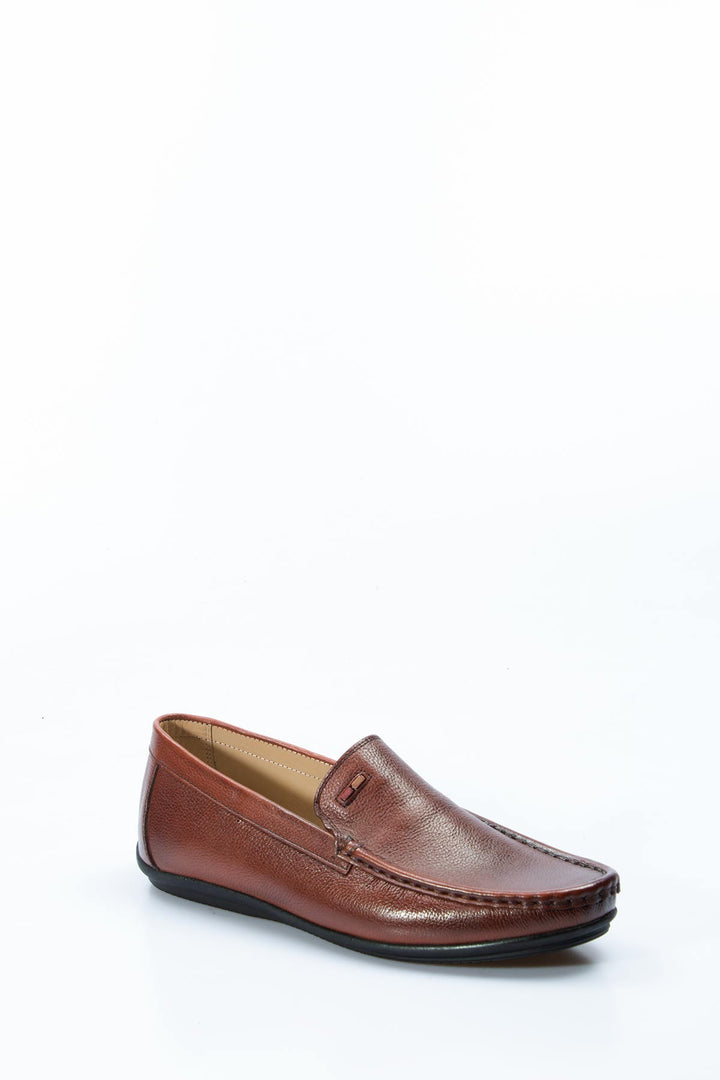 Mocassins en cuir marron pour hommes avec coutures subtiles et design élégant - Wessi