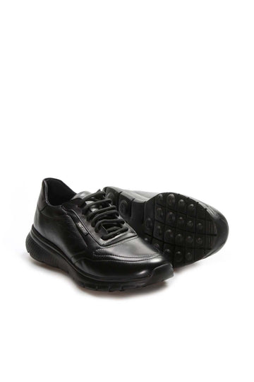 Men's Black Leather Lace-Up Sneakers with Textured Sole  - Wessi