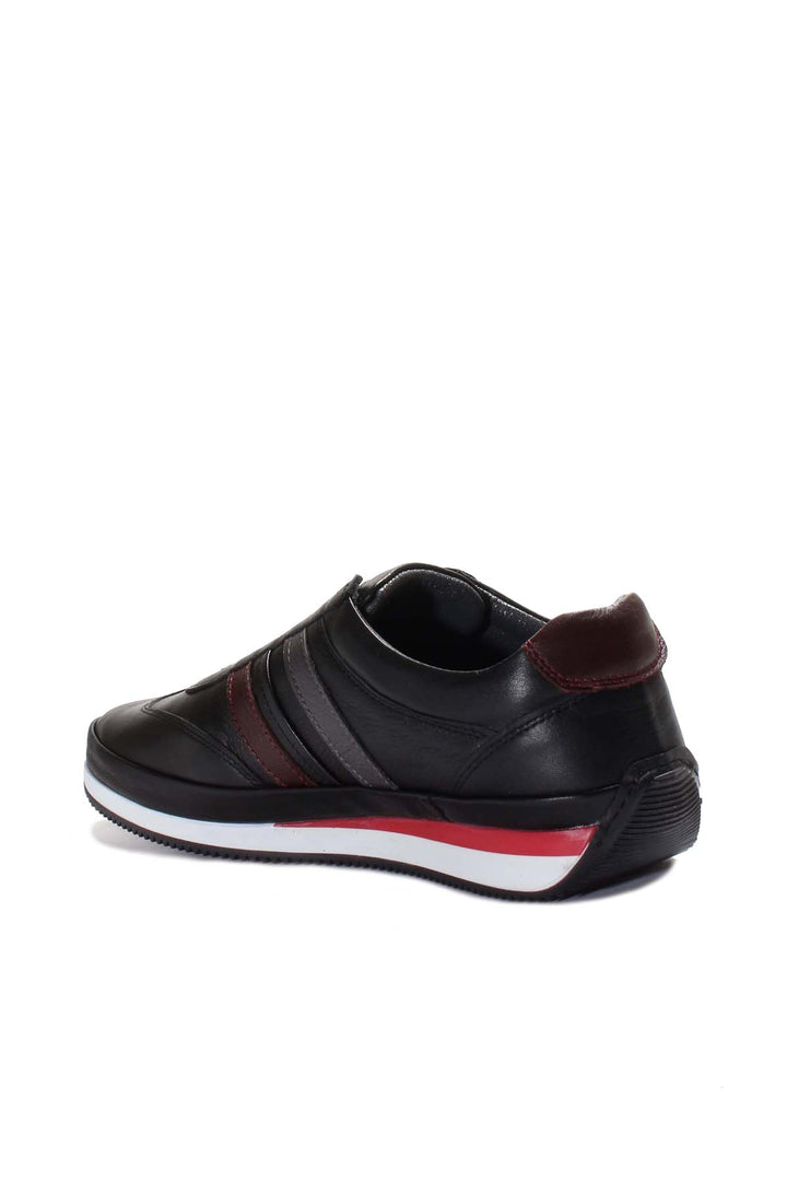 Black Leather Slip-On Sports Shoes Wessi