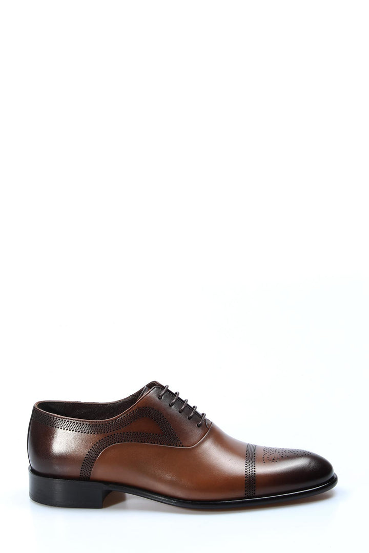 Zapatos Oxford Brogue Clásicos de Piel Marrón para Hombre con Detalle Perforado - Wessi