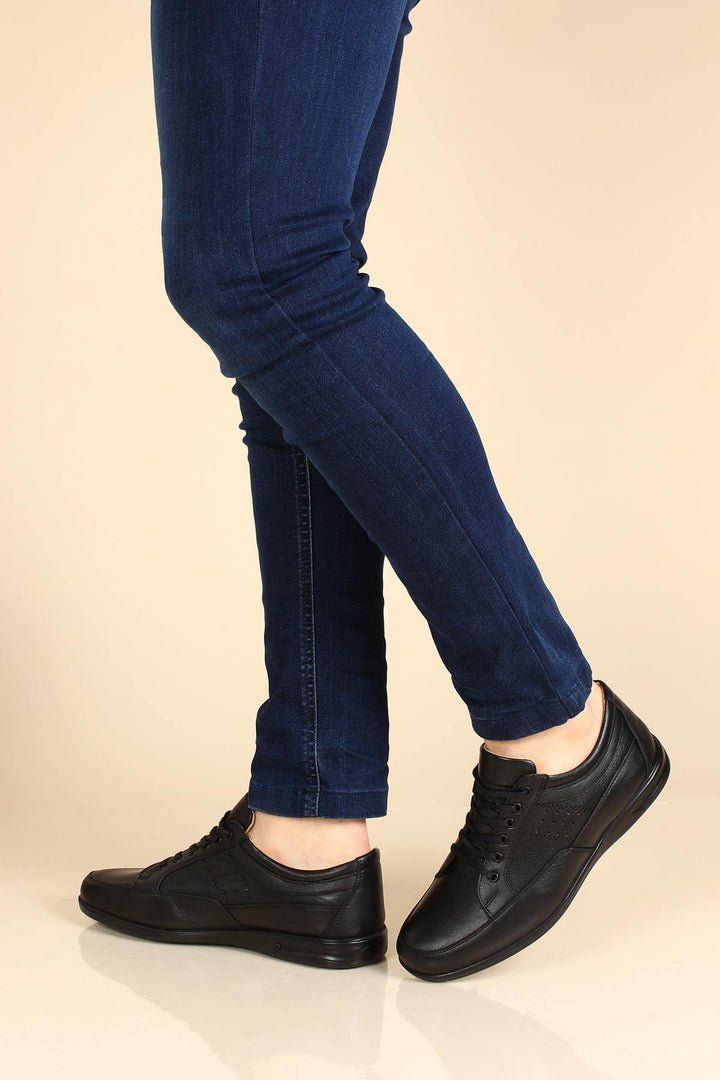 Men's Classic Black Leather Casual Lace-Up Shoes - Wessi