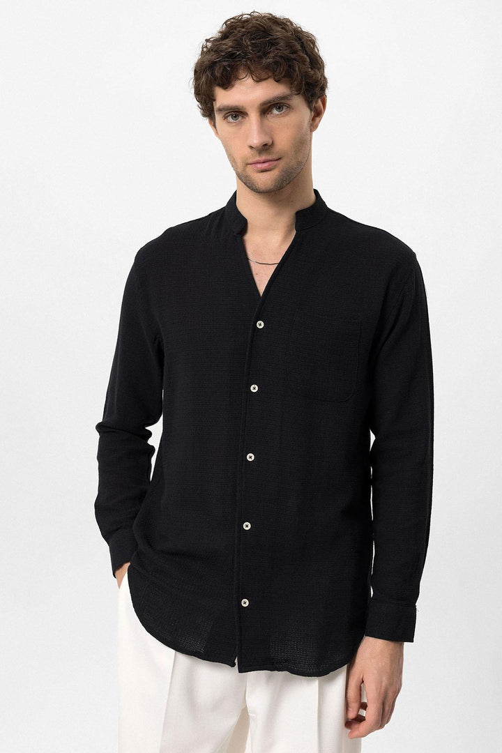 Men's Black Judge Collar Knitted Textured  Shirt - Wessi