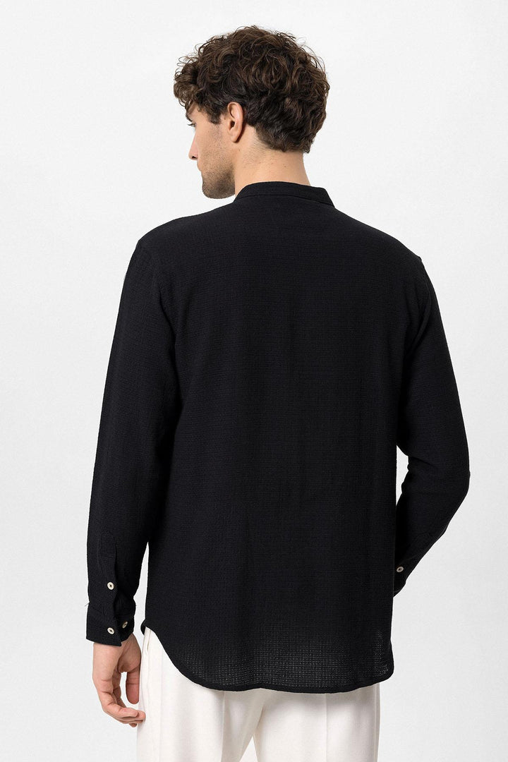 Men's Black Judge Collar Knitted Textured  Shirt - Wessi