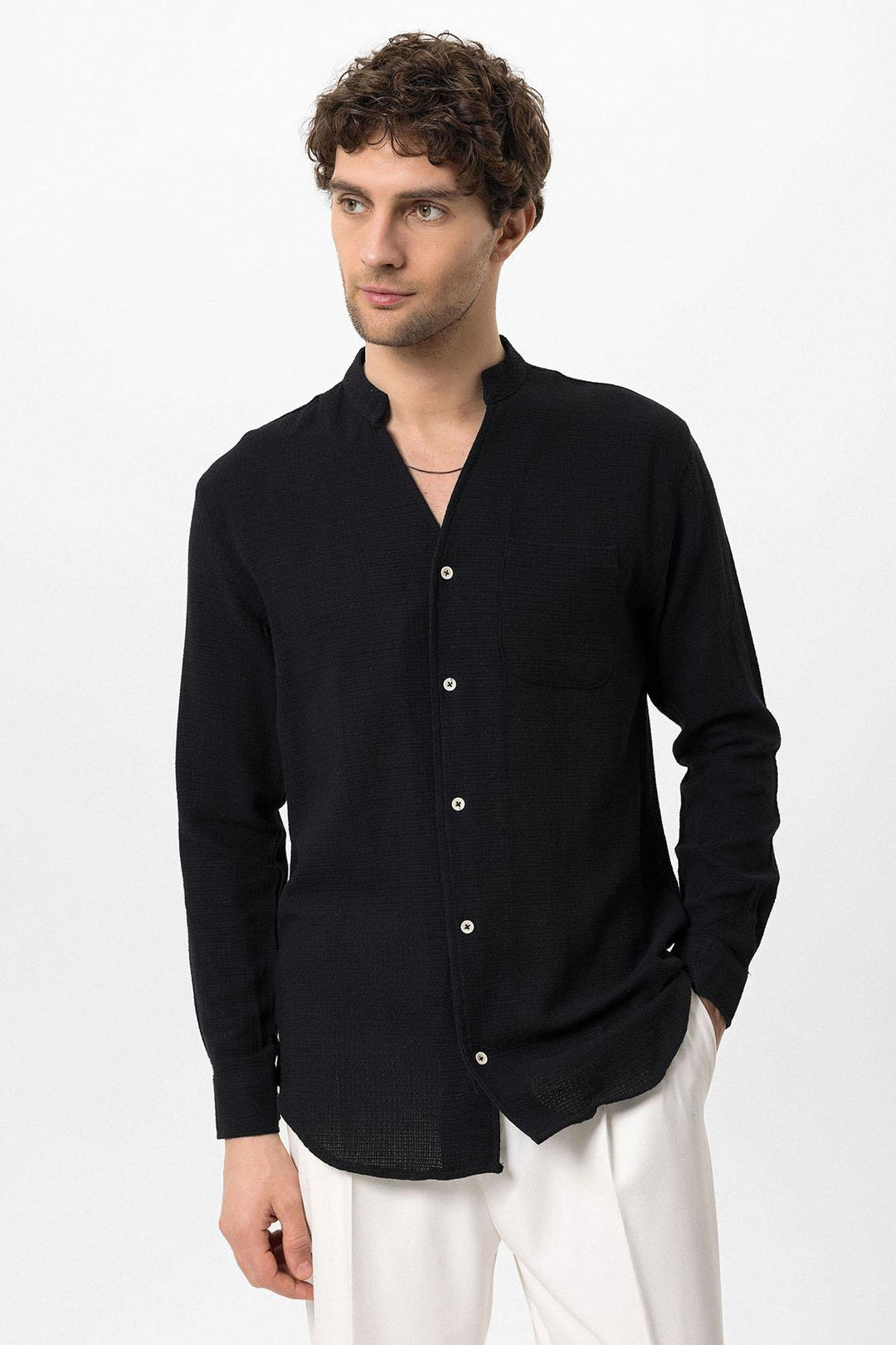 Men's Black Judge Collar Knitted Textured  Shirt - Wessi