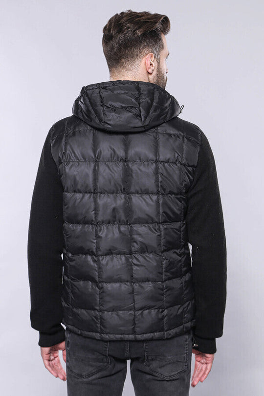 Chaqueta de abrigo negra con capucha | wess