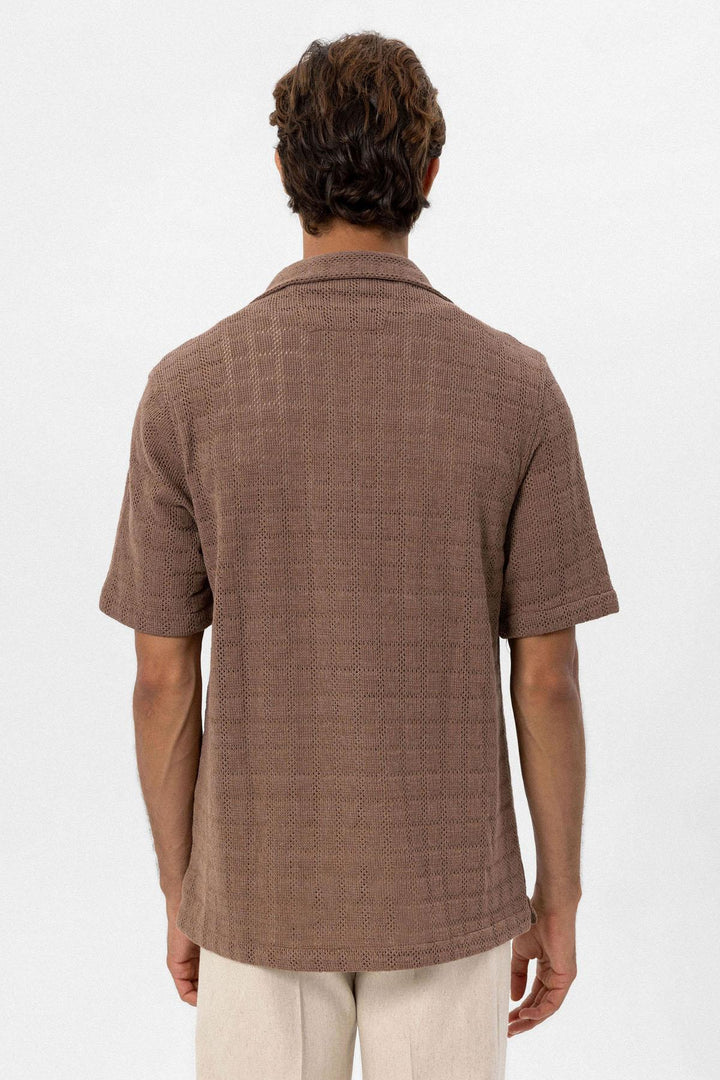 Camisa tejida con cuello camp marrón para hombre - Wessi