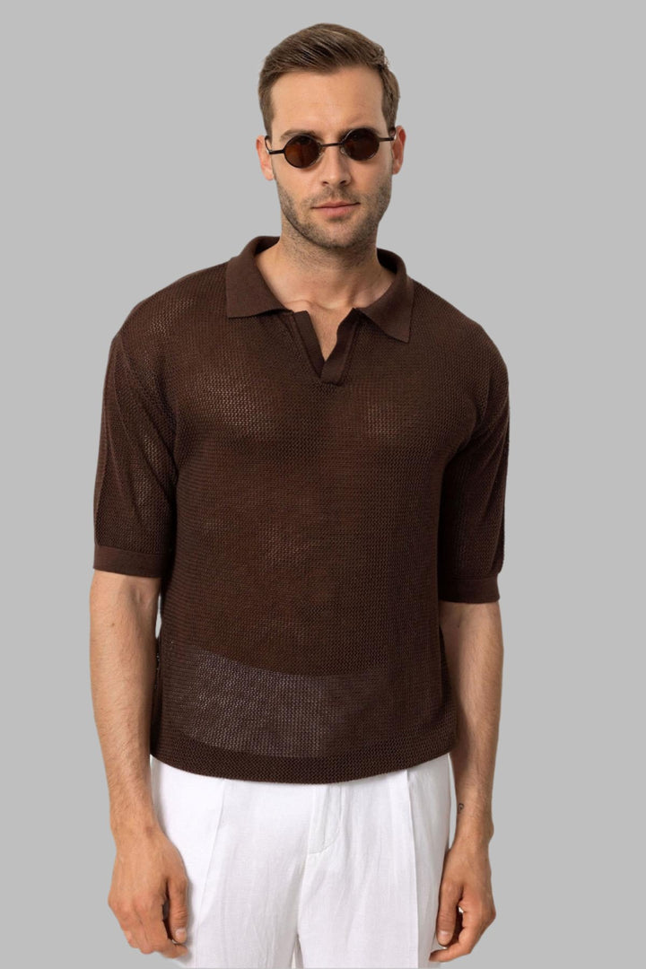 T-shirt in maglia marrone con collo alto da uomo - Wessi