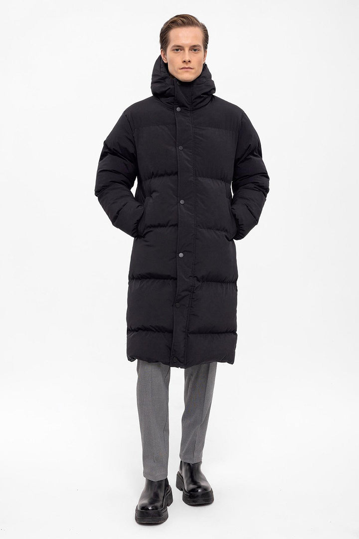 Men's Black Hooded Long Puffer Jacket - Wessi