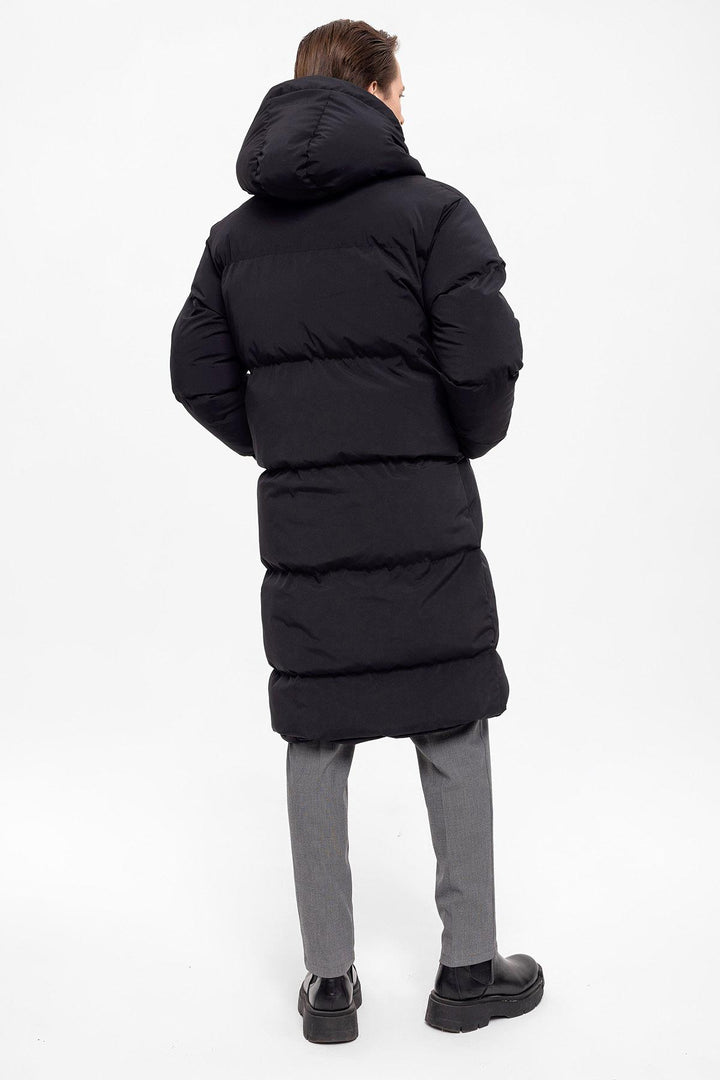 Men's Black Hooded Long Puffer Jacket - Wessi