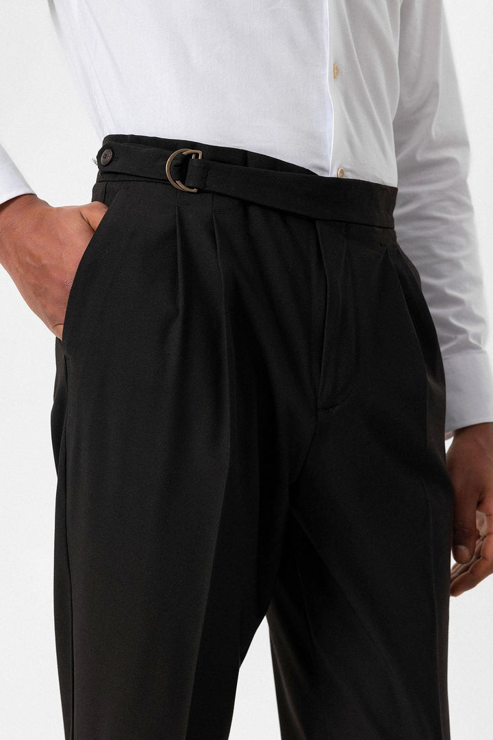 Men's Dark Brown High-Waist Buckle Closure Pleated Pants - Wessi
