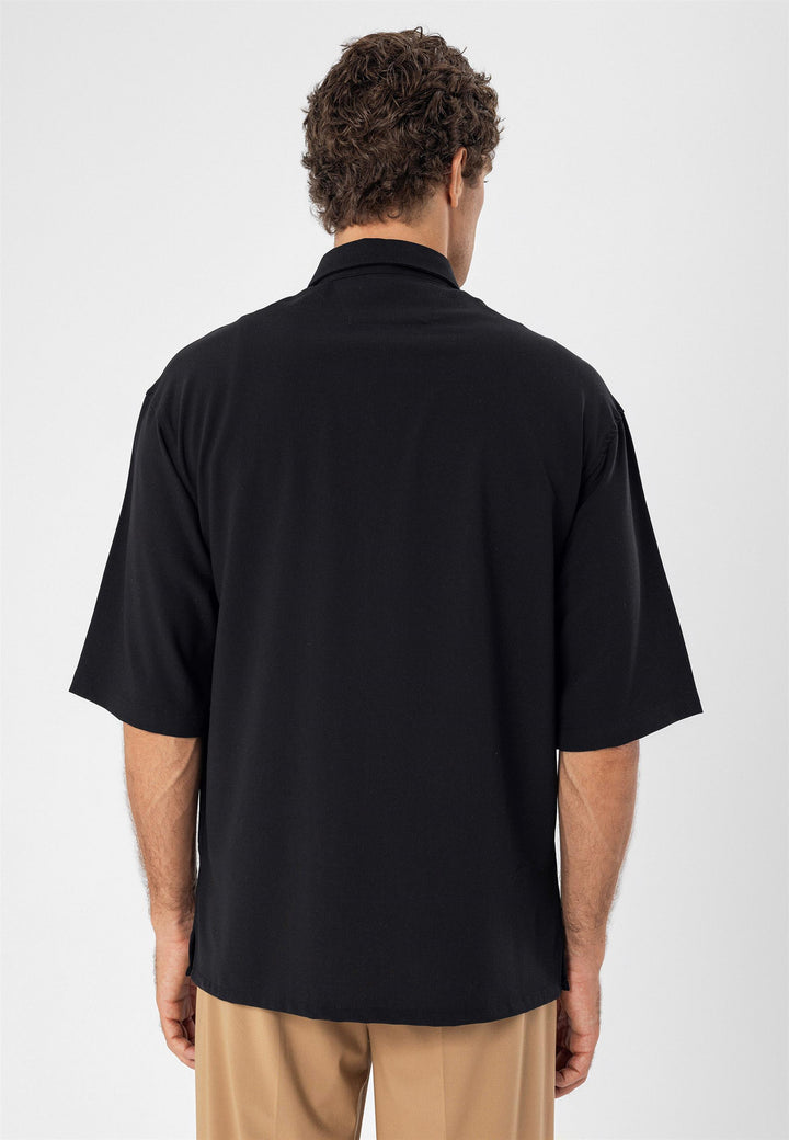 Men's Black Oversize Hidden Button Short Sleeve  Shirt - Wessi
