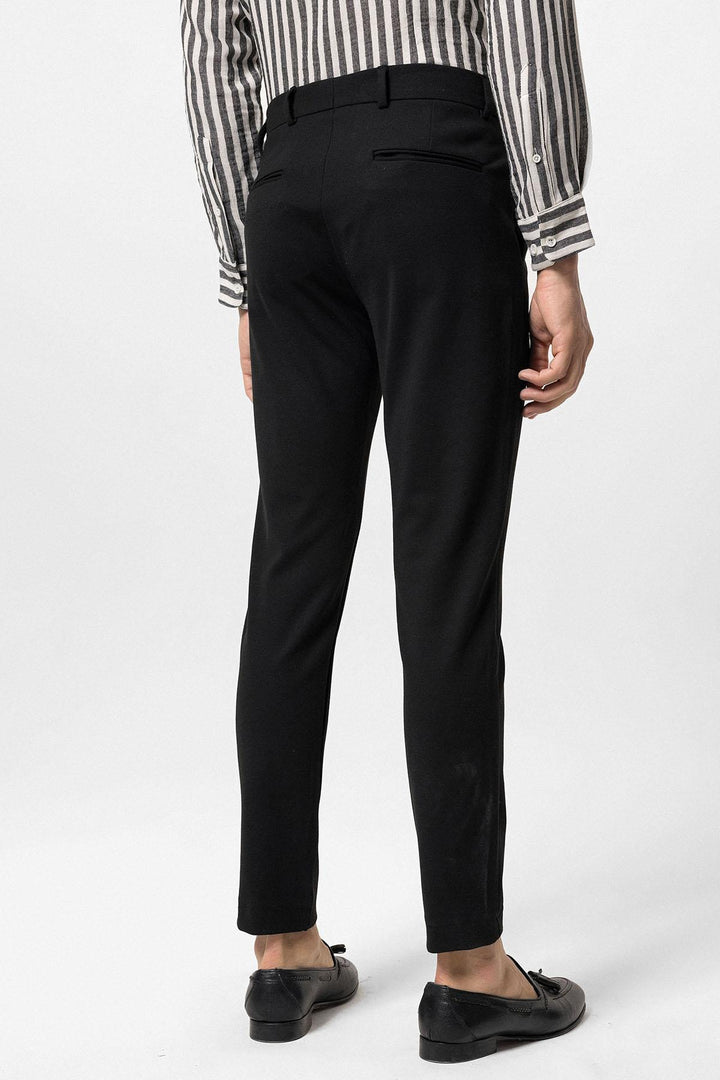 Men's Black High-Waisted Buckle Detail Relaxed Fit  Pants - Wessi