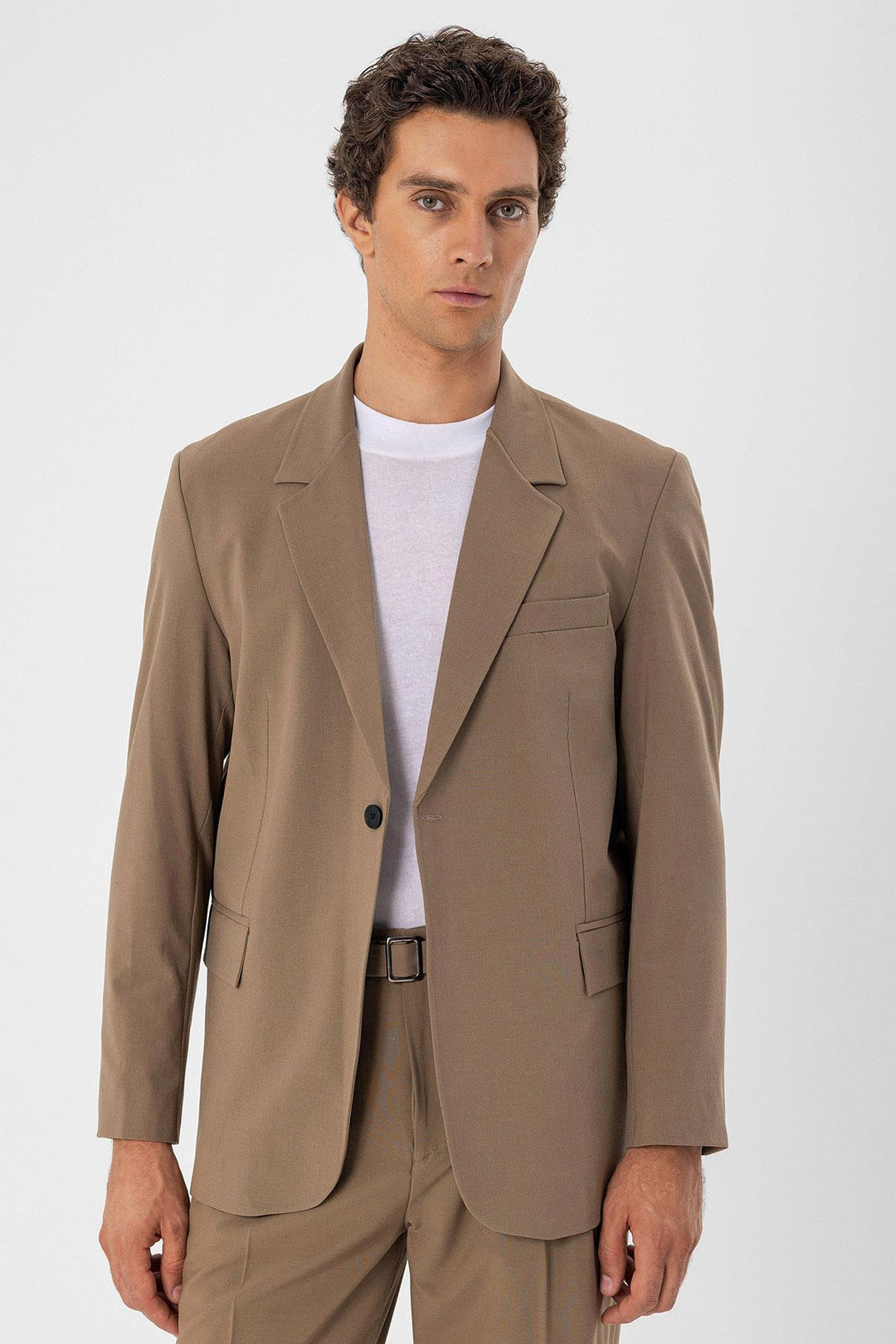 Men's Camel Single Button Closure Slim Fit  Jacket - Wessi