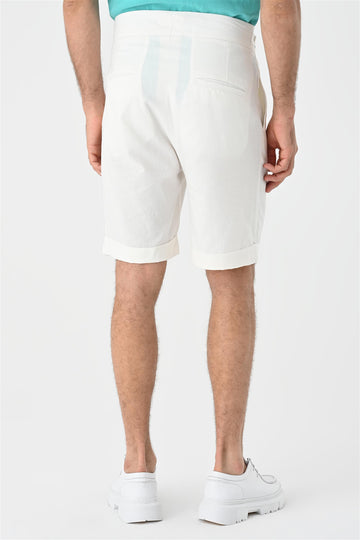 Men's White Buckle Detailed Pleated  Shorts - Wessi