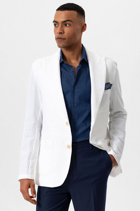 Men's Ecru Pocketed Plain Blazer Jacket - Wessi