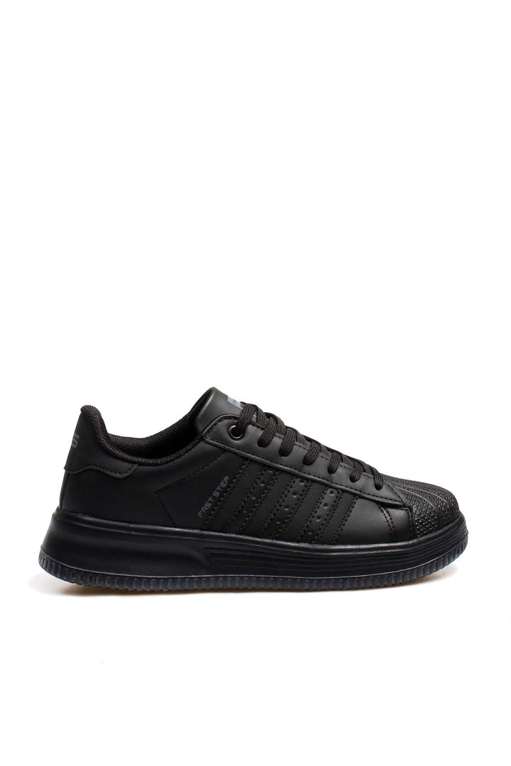 Men's All-Black Leather Low-Top Sneakers with Textured Toe - Wessi