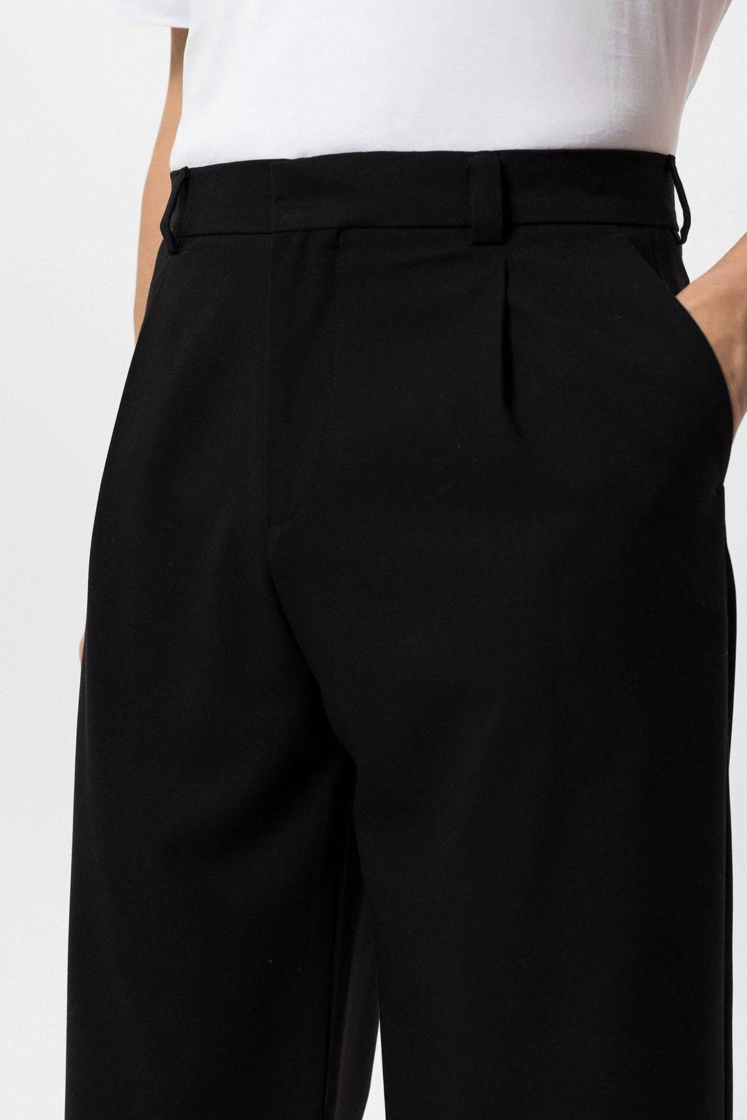 Men's Black High-Waisted Baggy  Pants - Wessi