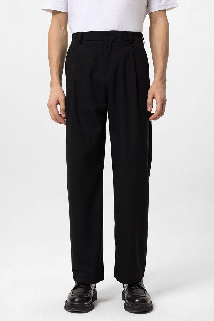 Men's Black High-Waisted Baggy  Pants - Wessi