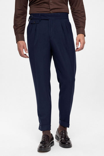 Pantalon Homme Bleu Marine Taille Haute (Boyfriend) En Tissu Plissé Avec Ceinture À Boucle - Wessi