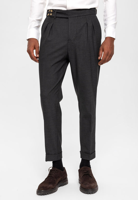 Pantalón de tela plisada con detalle de cinturón y hebilla lateral ahumado de cintura alta (Boyfriend) para hombre - Wessi
