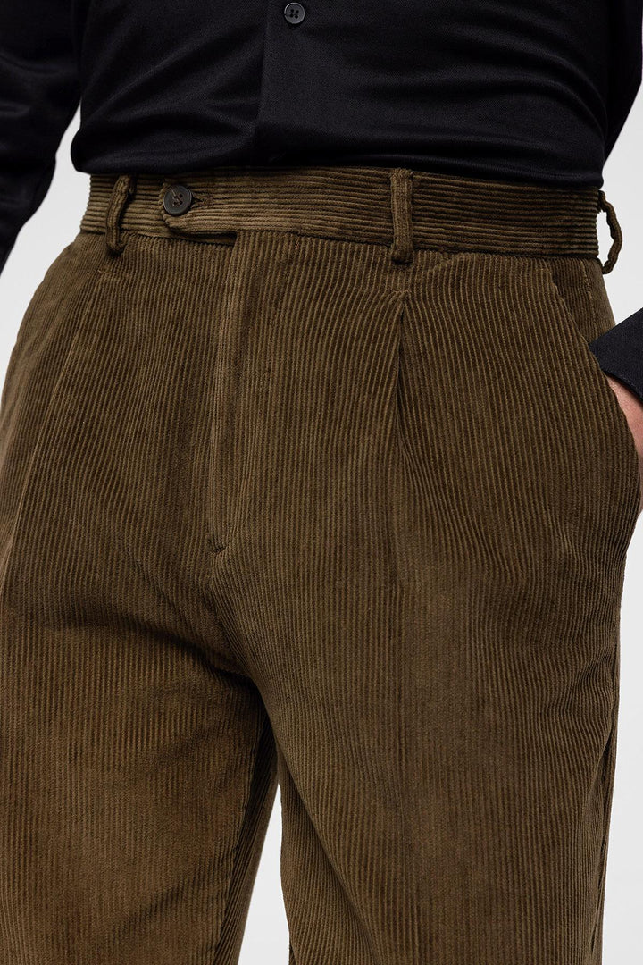 Men's Mink High Waist Pleated Velvet  Trousers - Wessi