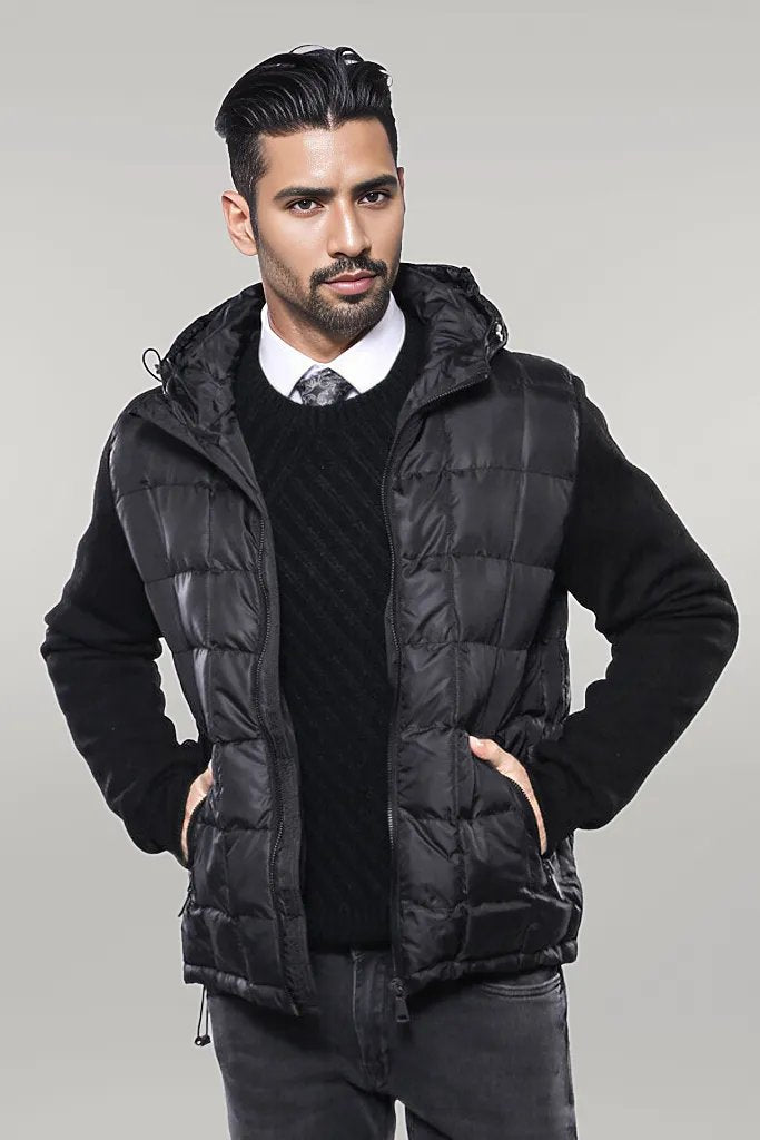 Chaqueta de abrigo negra con capucha | wess
