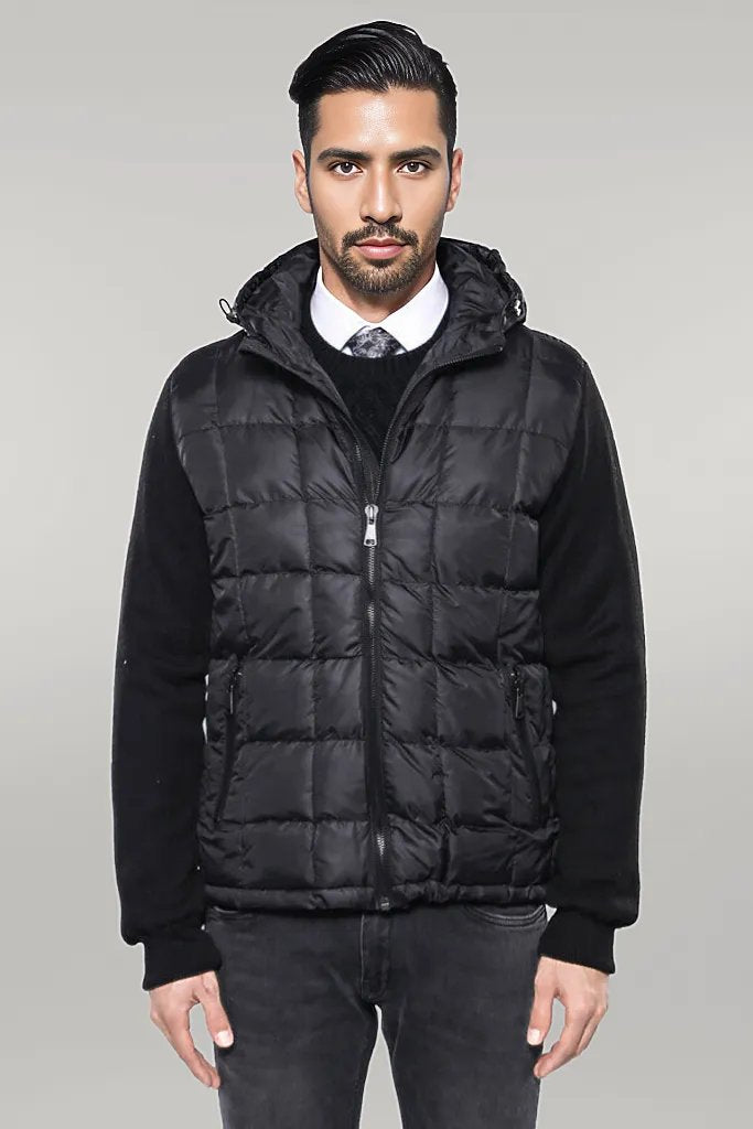 Chaqueta de abrigo negra con capucha | wess