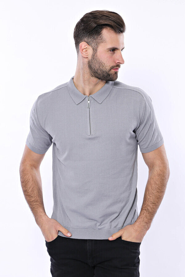 T-shirt lavorata a maglia grigia tinta unita con collo alto - Wessi